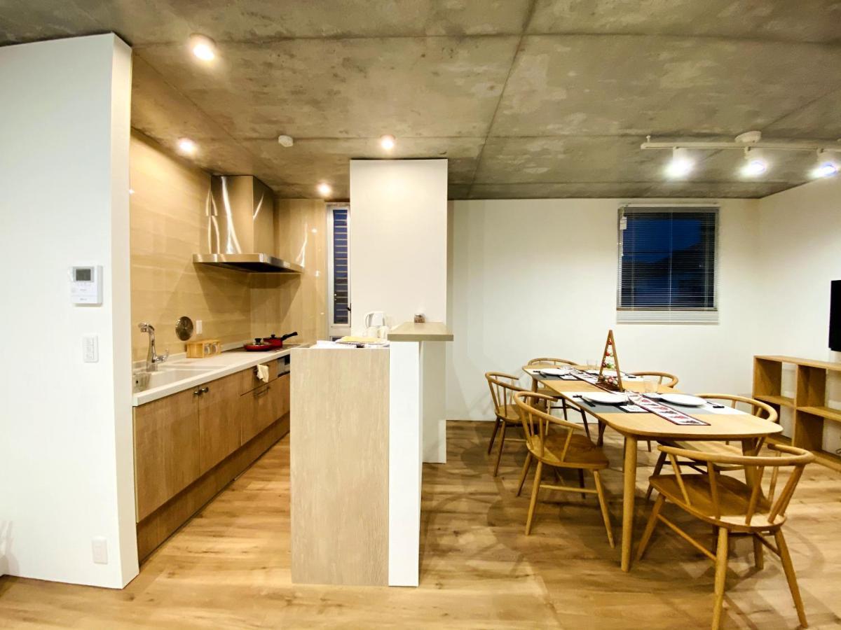 Apartment Jr Line, New Open Tokyo