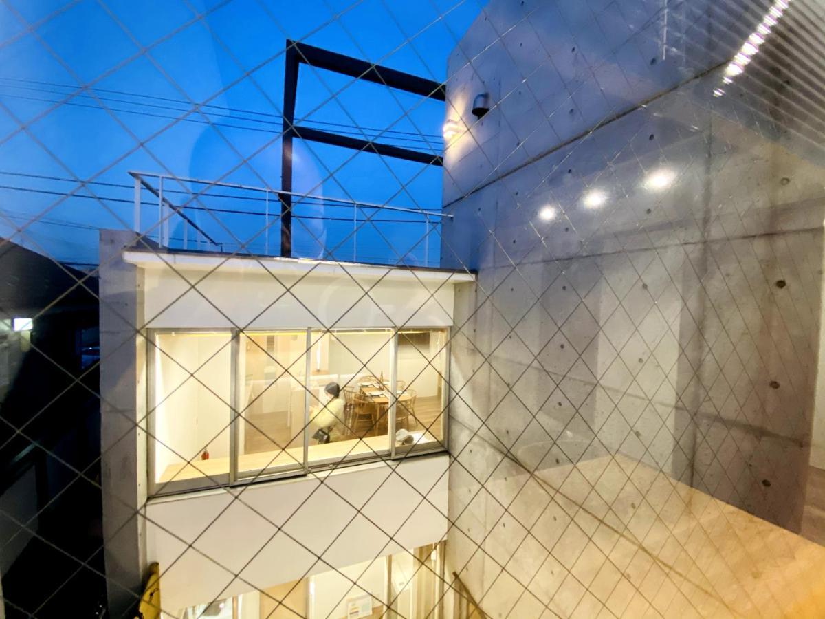 Jr Line, New Open Apartment Tokyo