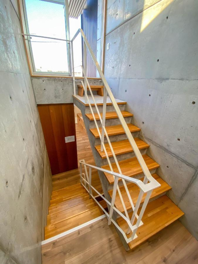 Jr Line, New Open Apartment Tokyo