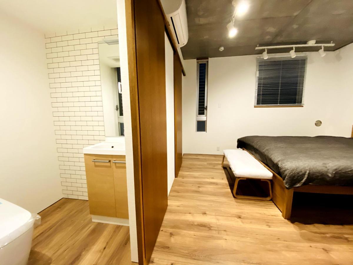 Apartment Jr Line, New Open Tokyo