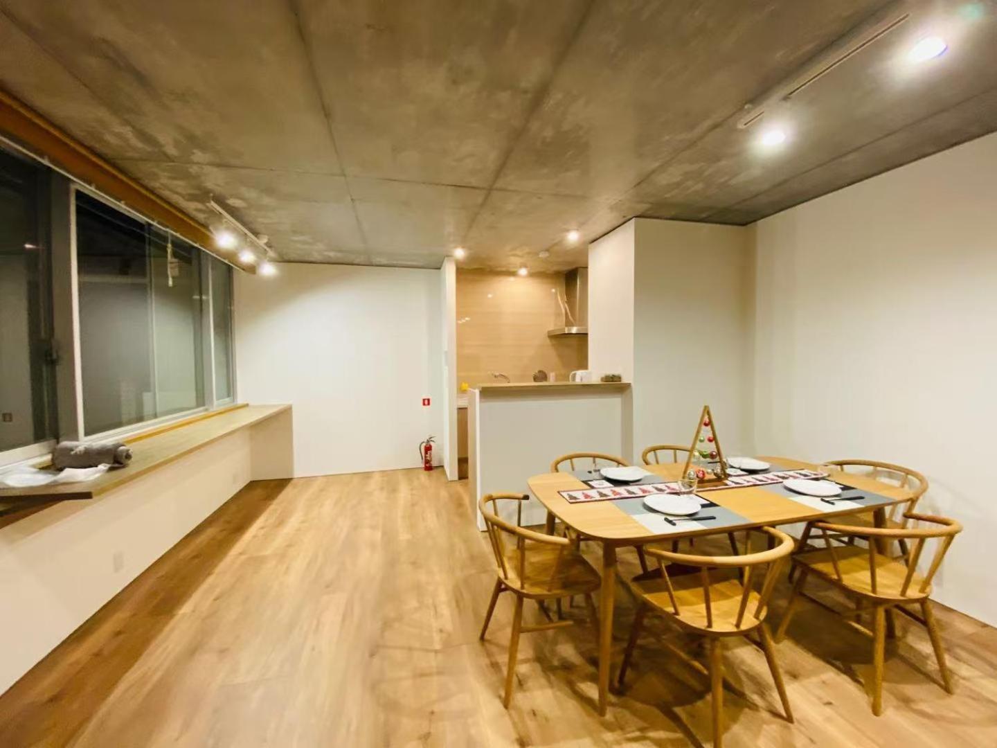 Jr Line, New Open Apartment